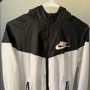 Nike windrunner